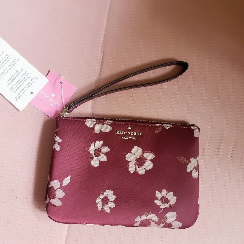 Kate Spade Chelsea The Little Better Floral Large Wristlet, NWT